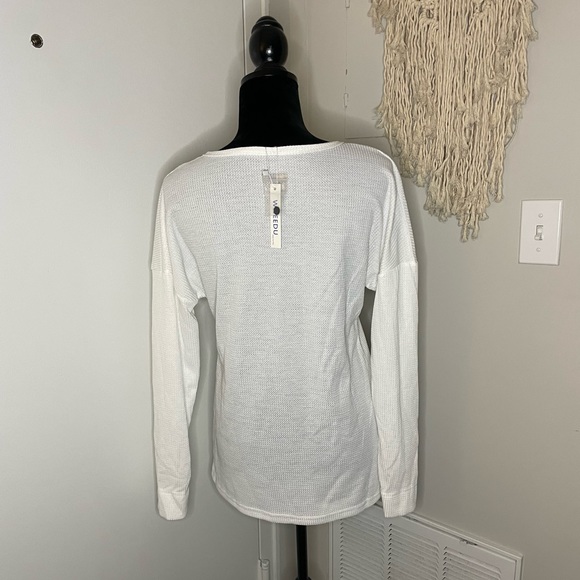 Cozy Thermal Top 🤍 - Picture 2 of 4